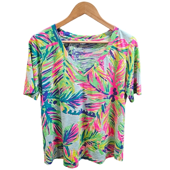 Lilly Pulitzer Tops - Lilly Pulitzer Ida Top Island Time 100% Cotton V Neck Short Sleeve Top Medium